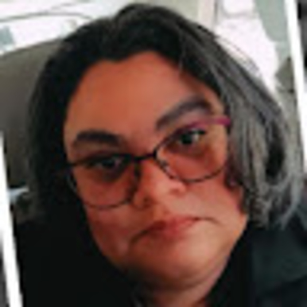 Meet your Posher, Monica